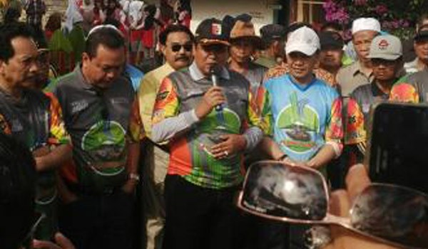 HBA saat melepas peserta Jowsak Kerinci